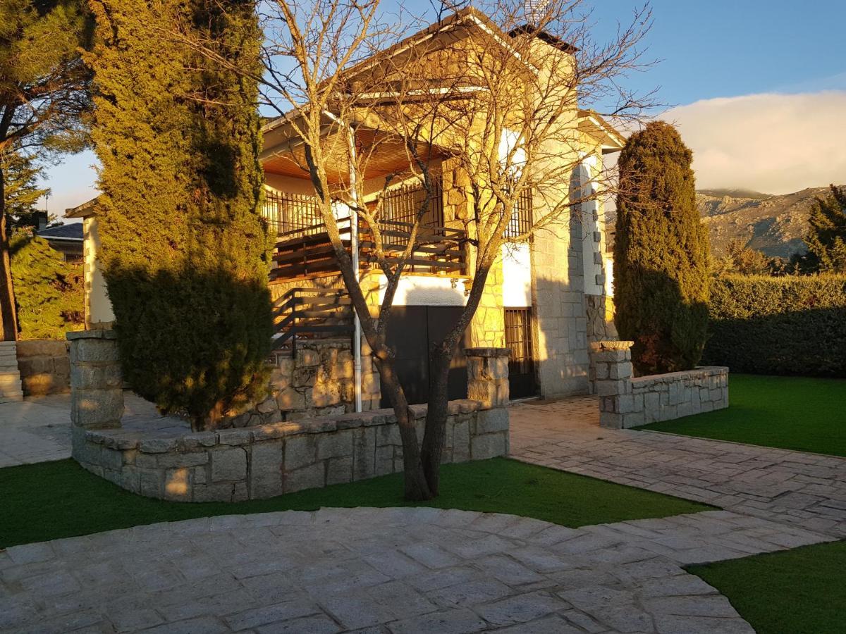 For You Rentals Chalet Sierra Guadarrama - La Ponderosa Pon351 Manzanares El Real Luaran gambar